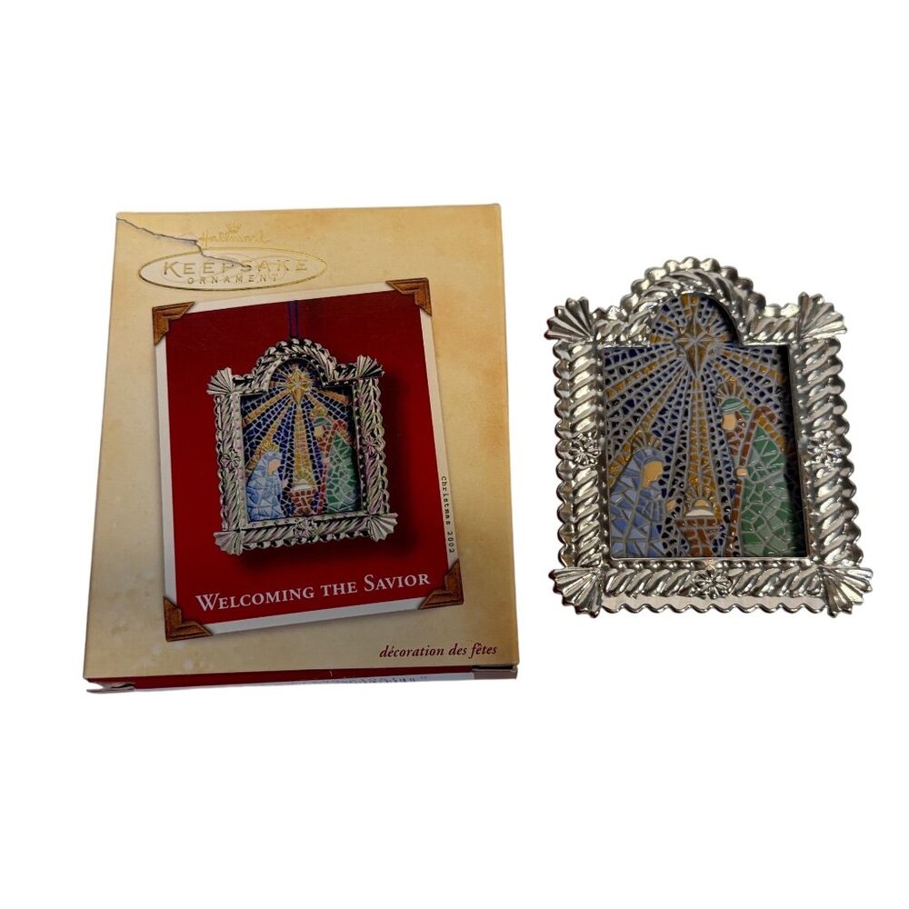 VTG Hallmark Keepsake Ornament Welcoming The‎ Savior 2002 Handcrafted Metal 3"